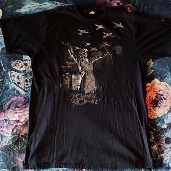 Vintage Y2K My Chemical Romance Black Parade Shirt - Picture 2 of 4